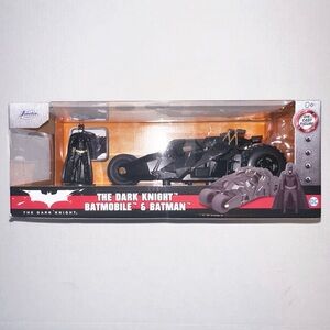 NEW Batman The Dark Knight 1:24 Batmobile - Jada Hollywood Rides Die-cast Car